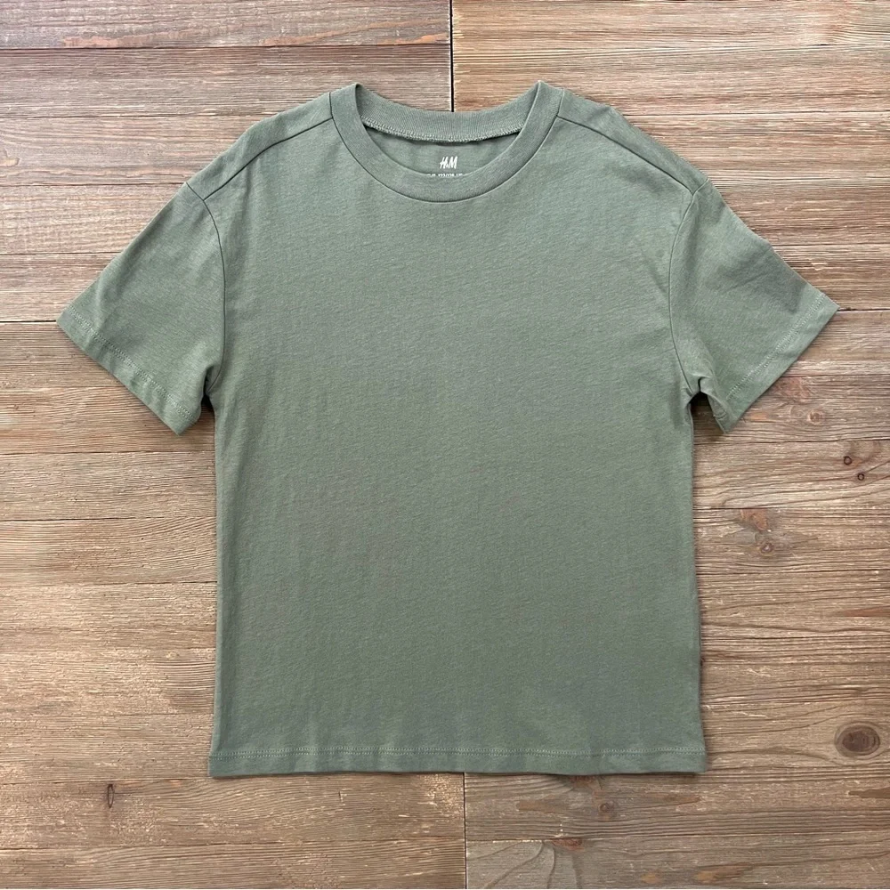 H&M Tee Shirt & Joggers Outfit